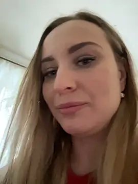 Snapshot of OlgaBuzzz chatting on 12-30-24, 06:31 OlgaBuzzz online show from 12-30-24, 06:31