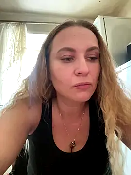 Snapshot of OlgaBuzzz chatting on 11-11-25, 06:13 OlgaBuzzz online show from 11-11-25, 06:13