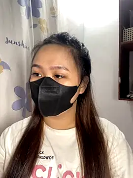 Snapshot of Odette68 chatting on 12-08-24, 03:21 Odette68 online show from 12-08-24, 03:21