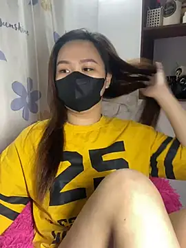 Snapshot of Odette68 chatting on 12-10-24, 01:54 Odette68 online show from 12-10-24, 01:54