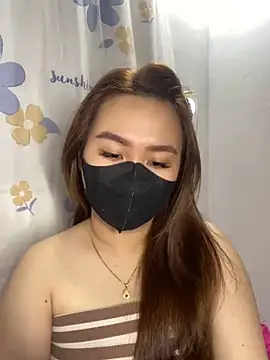 Snapshot of Odette68 chatting on 12-27-24, 02:14 Odette68 online show from 12-27-24, 02:14
