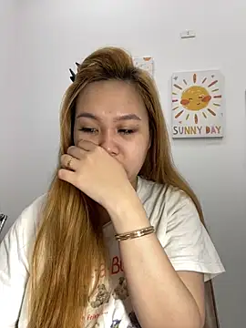 Odette68 online show from 03-10-26, 11:43