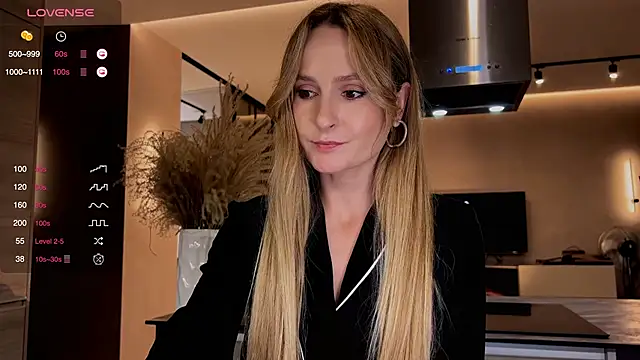 Snapshot of Peach__juice chatting on 12-12-24, 07:37 Peach juice online show from 12-12-24, 07:37