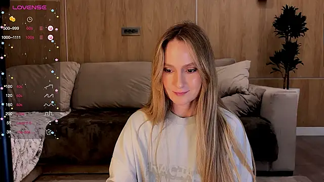 Snapshot of Peach__juice chatting on 02-01-25, 05:05 Peach juice online show from 02-01-25, 05:05