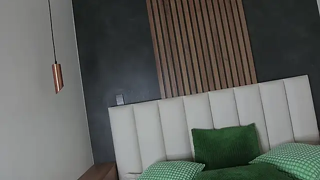 Snapshot of AmbarHills_1 chatting on 11-20-25, 11:32 AmbarHills 1 online show from 11-20-25, 11:32