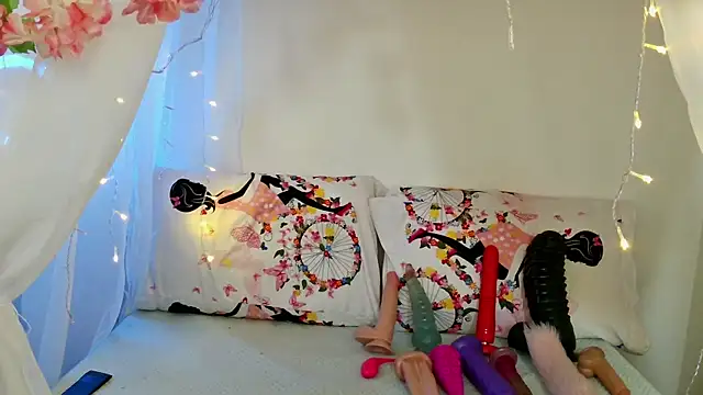 Snapshot of Ivanna_Bruner chatting on 02-16-25, 10:10 Ivanna Bruner online show from 02-16-25, 10:10