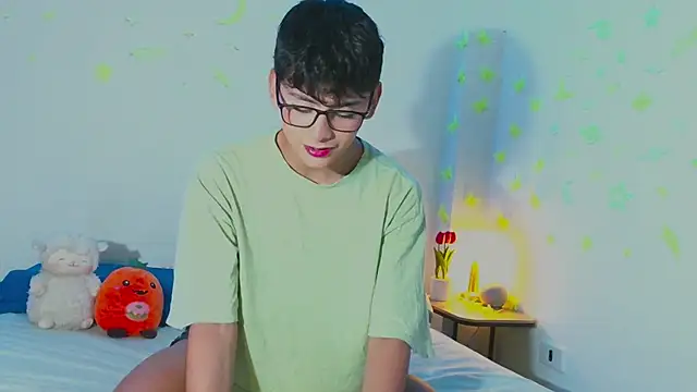 arnold laurent  online show from 02-24-25, 07:19