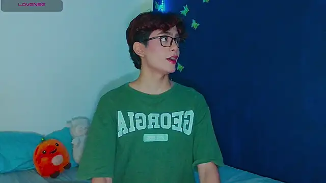 arnold laurent  online show from 12-04-25, 05:17