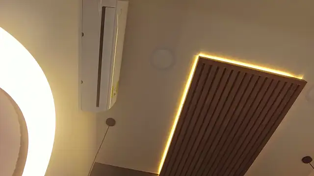 AbbyWathson online show from 01-17-25, 07:38