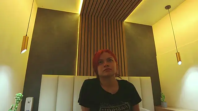 AbbyWathson online show from 01-31-25, 07:40