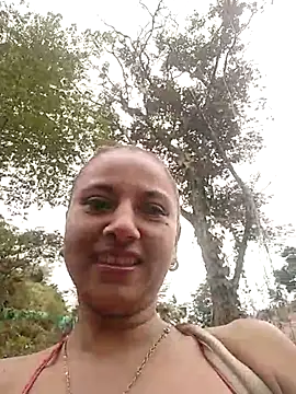 Snapshot of andreu_mature chatting on 02-19-25, 03:16 andreu mature online show from 02-19-25, 03:16