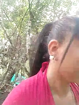 Snapshot of andreu_mature chatting on 03-04-25, 03:37 andreu mature online show from 03-04-25, 03:37