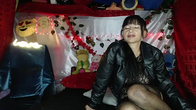 Snapshot of andreu_mature chatting on 03-09-25, 08:29 andreu mature online show from 03-09-25, 08:29