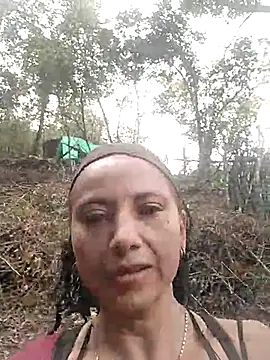 Snapshot of andreu_mature chatting on 03-12-25, 07:49 andreu mature online show from 03-12-25, 07:49