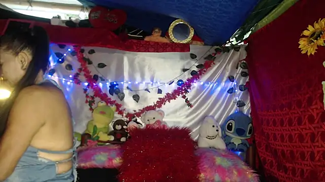 Snapshot of andreu_mature chatting on 03-14-25, 12:29 andreu mature online show from 03-14-25, 12:29