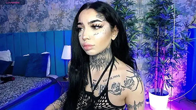 CreamyInkky  online show from 02-07-26, 07:23