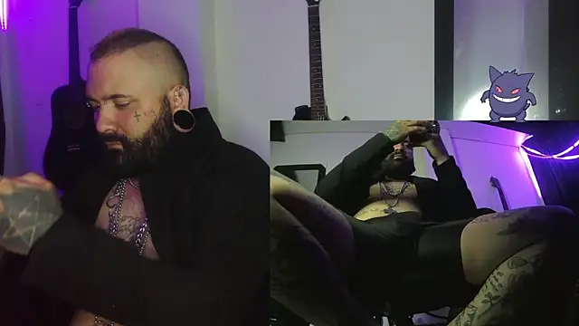 darkclothes online show from 12-31-24, 07:42