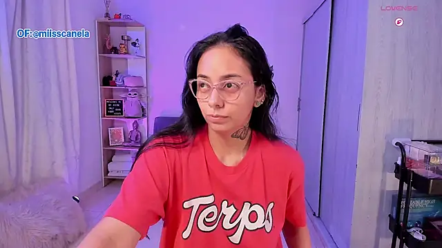 Snapshot of Aleja24Evans chatting on 12-01-25, 02:16 Aleja24Evans online show from 12-01-25, 02:16