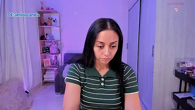 Snapshot of Aleja24Evans chatting on 12-04-25, 02:10 Aleja24Evans online show from 12-04-25, 02:10