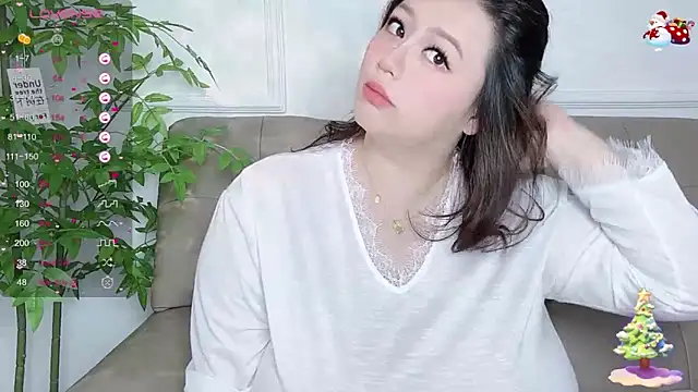 Snapshot of 520-vivo chatting on 01-06-25, 08:14 520-vivo online show from 01-06-25, 08:14