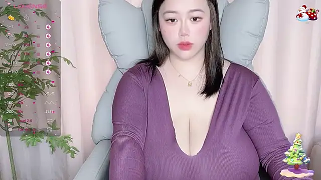 Snapshot of 520-vivo chatting on 03-18-25, 05:31 520-vivo online show from 03-18-25, 05:31