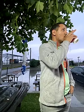 Snapshot of baramadalin chatting on 09-12-25, 04:29 baramadalin online show from 09-12-25, 04:29