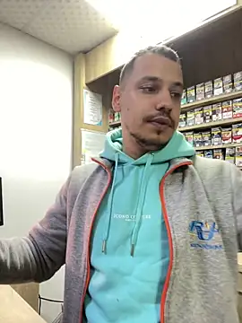 Snapshot of baramadalin chatting on 10-14-25, 05:14 baramadalin online show from 10-14-25, 05:14