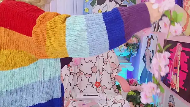 Snapshot of Coconut_Mia chatting on 12-16-24, 09:31 Coconut Mia online show from 12-16-24, 09:31