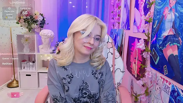 Snapshot of Coconut_Mia chatting on 02-16-25, 04:20 Coconut Mia online show from 02-16-25, 04:20