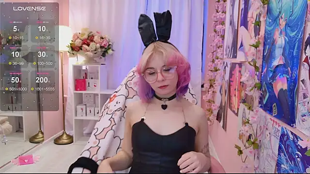 Snapshot of Coconut_Mia chatting on 09-30-25, 04:12 Coconut Mia online show from 09-30-25, 04:12