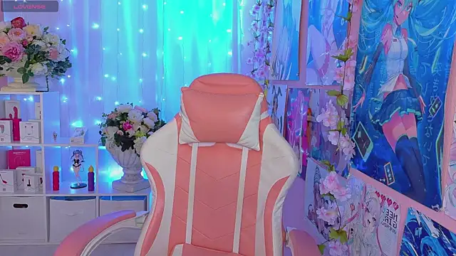 Coconut Mia online show from 05-07-26, 06:24