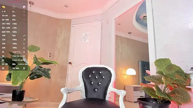 Snapshot of RicoBrown777_ chatting on 11-06-25, 04:13 RicoBrown777 online show from 11-06-25, 04:13