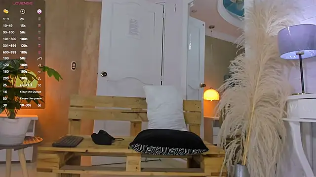 Snapshot of RicoBrown777_ chatting on 11-07-25, 04:34 RicoBrown777 online show from 11-07-25, 04:34