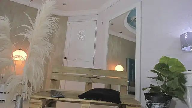 Snapshot of RicoBrown777_ chatting on 11-08-25, 04:23 RicoBrown777 online show from 11-08-25, 04:23