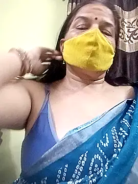 Snapshot of IndianAngle chatting on 07-10-26, 08:00 IndianAngle online show from 07-10-26, 08:00