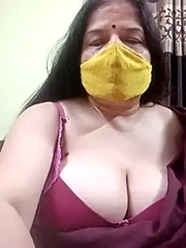 Snapshot of IndianAngle chatting on 07-22-26, 08:33 IndianAngle online show from 07-22-26, 08:33