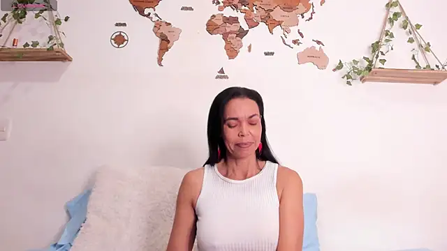 Evawalker  online show from 12-29-24, 03:22