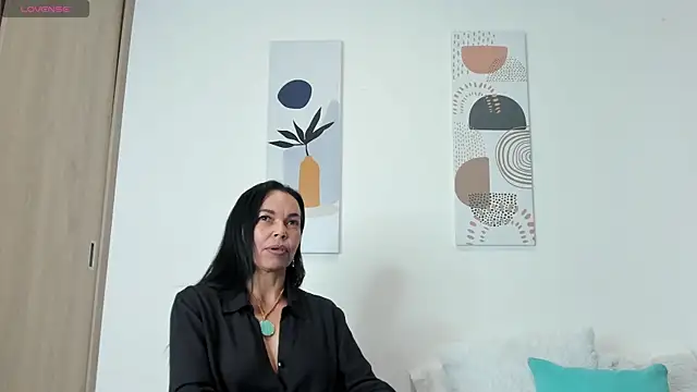 Evawalker  online show from 02-08-25, 04:14