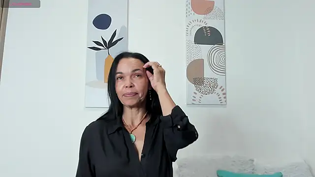 Evawalker  online show from 02-08-25, 07:15