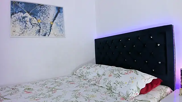 Snapshot of MissMaria chatting on 01-30-25, 03:33 MissMaria online show from 01-30-25, 03:33