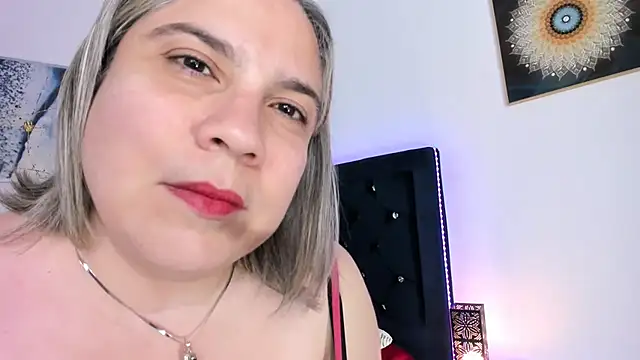 Snapshot of MissMaria chatting on 02-01-25, 03:19 MissMaria online show from 02-01-25, 03:19