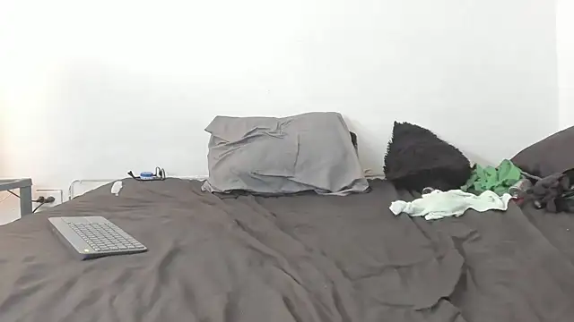 evanandsunny online show from 01-20-25, 06:10