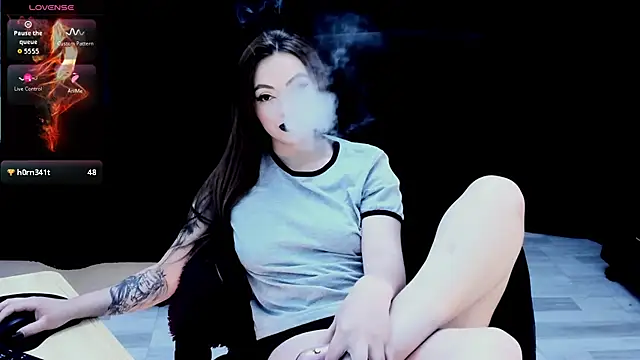 Snapshot of nasty_katty_ chatting on 09-17-25, 09:27 nasty katty online show from 09-17-25, 09:27