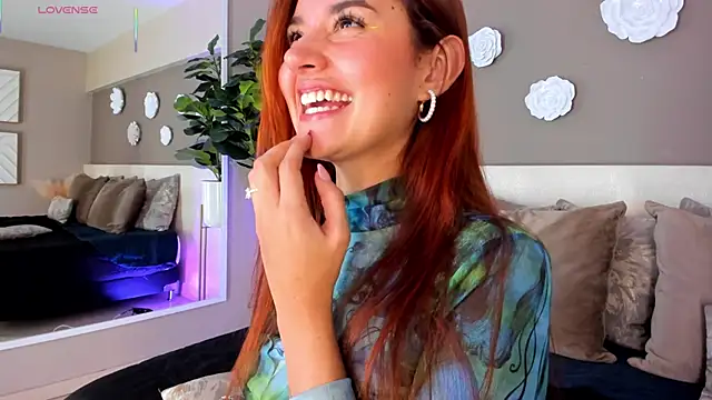 Snapshot of AylinMillerxs chatting on 09-09-25, 08:30 AylinMillerxs online show from 09-09-25, 08:30