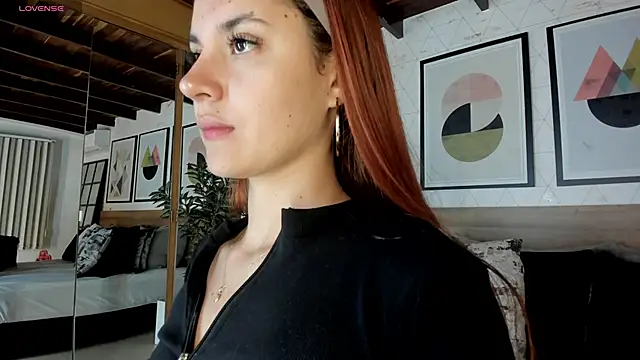 Snapshot of AylinMillerxs chatting on 10-12-25, 12:59 AylinMillerxs online show from 10-12-25, 12:59