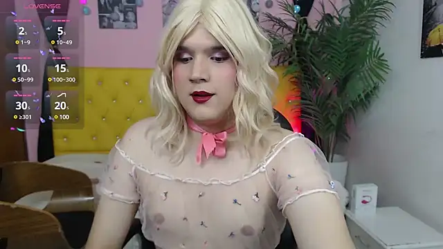 Snapshot of Aidan_twink chatting on 03-05-25, 10:43 Aidan twink online show from 03-05-25, 10:43