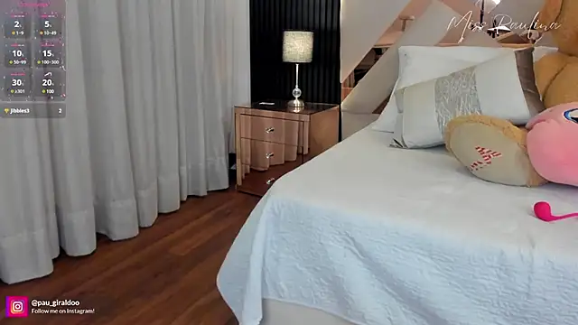 misspaulinaa online show from 01-16-25, 11:16