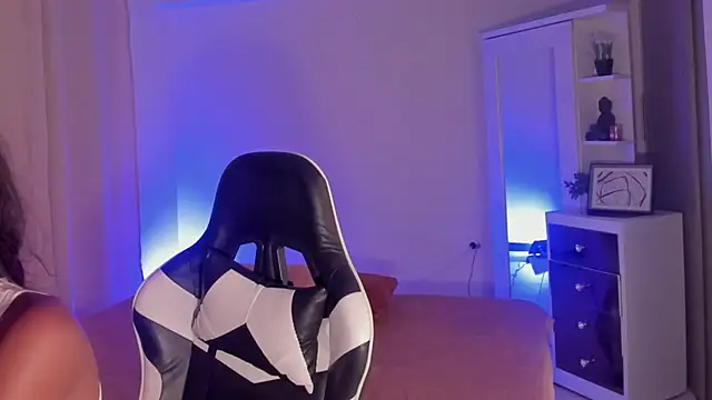 Snapshot of SavannahWildee chatting on 02-10-25, 06:24 SavannahWildee online show from 02-10-25, 06:24