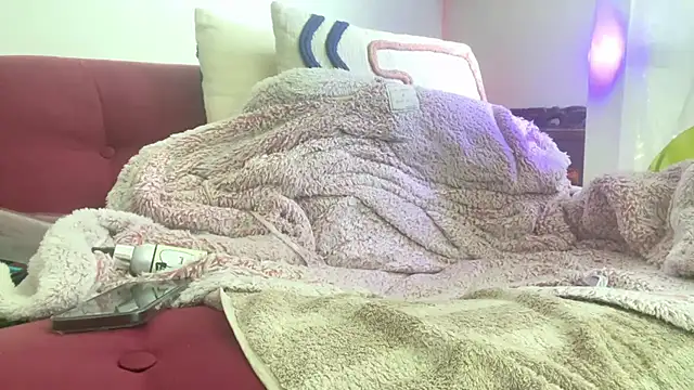 Snapshot of Alpha_theking chatting on 02-23-25, 08:06 Alpha theking online show from 02-23-25, 08:06