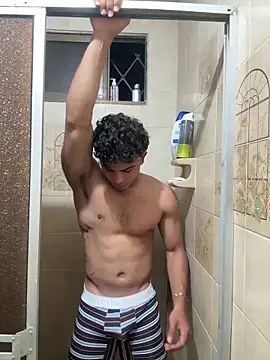 Snapshot of Mentriplex chatting on 05-10-26, 02:06 Mentriplex online show from 05-10-26, 02:06